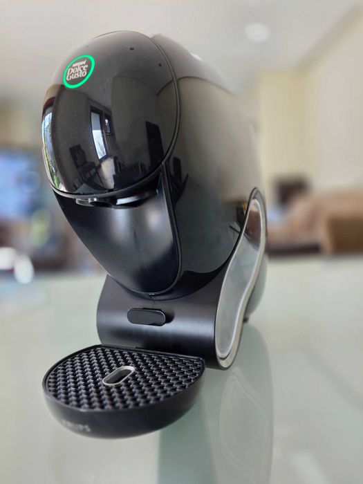 Máquina de Café Dolce Gusto NEO