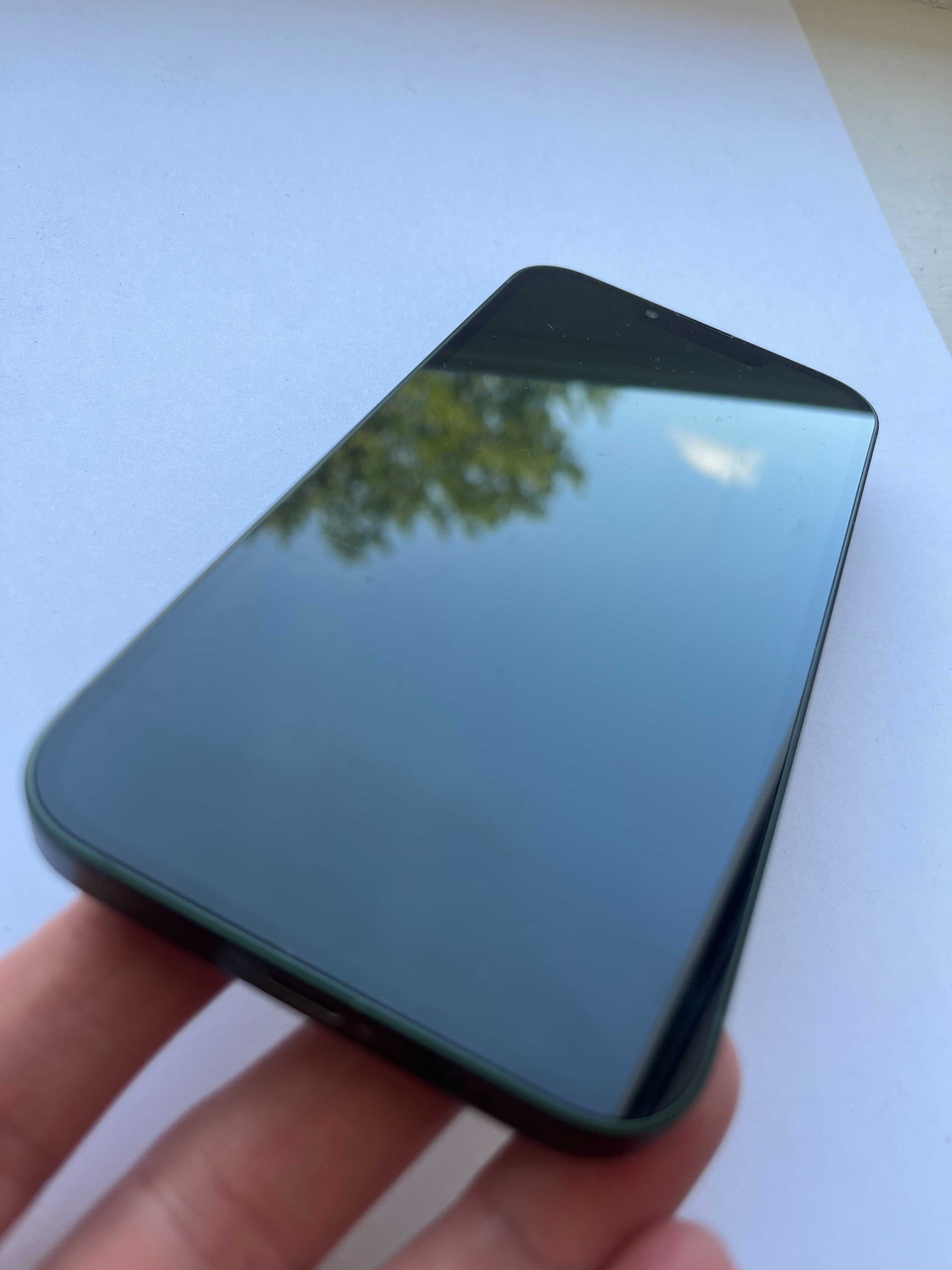 iPhone 13 Green- 128 GB. Батарея 83%. Neverlock