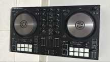 Mesa DJ Traktor kontrol S2 MK3