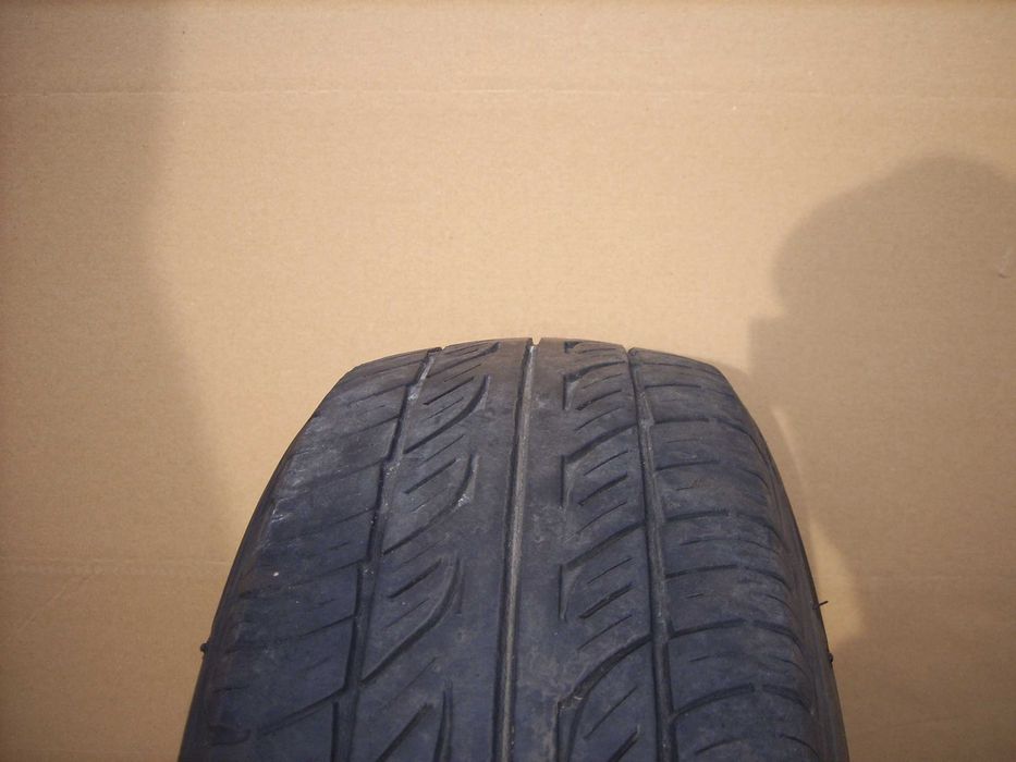 Pneu 165/65R14 Falken Sincera SN828