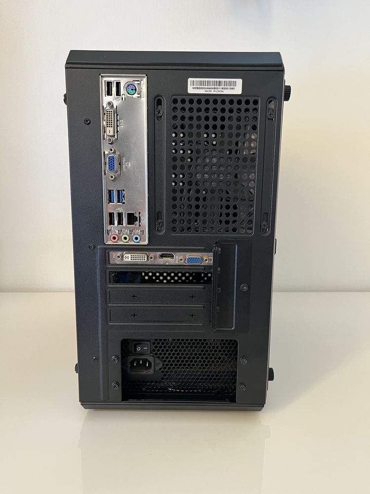Офісний ПК (Xeon E3 1230, 16 ddr3, 120 ssd, hd 5450)