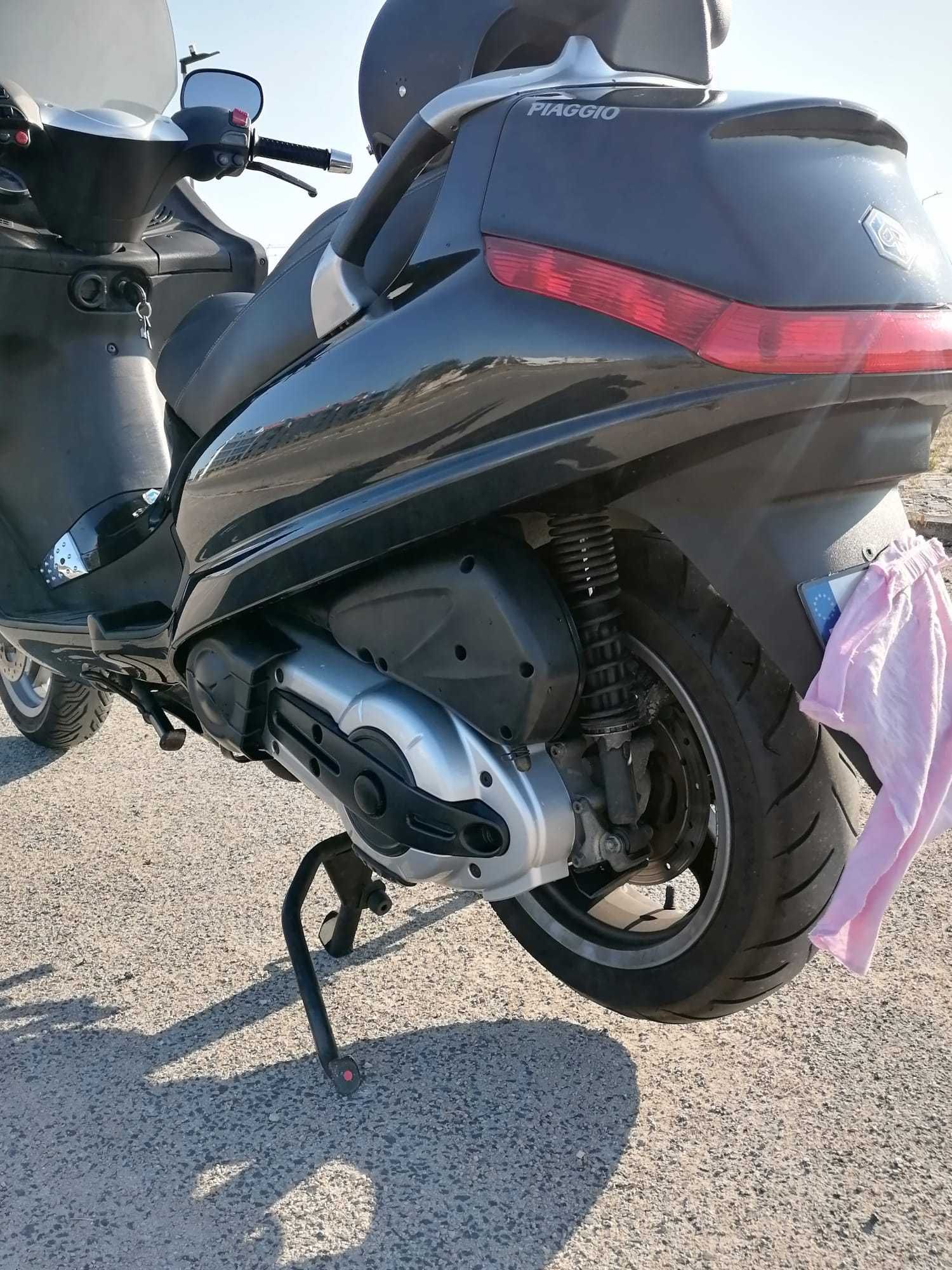 Ótimo preço!!! Só até Domingo.Piaggio Xevo 400 ie
