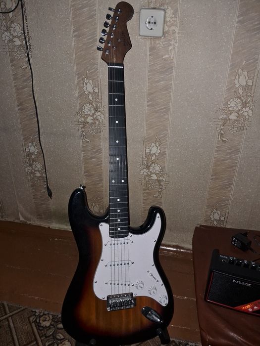 Електрогітара для початківців Deviser