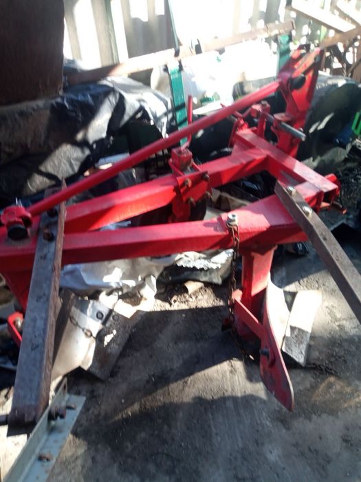 ХТЗ Т 16 в ідеальному стані+ плуг Wirax в подарунок