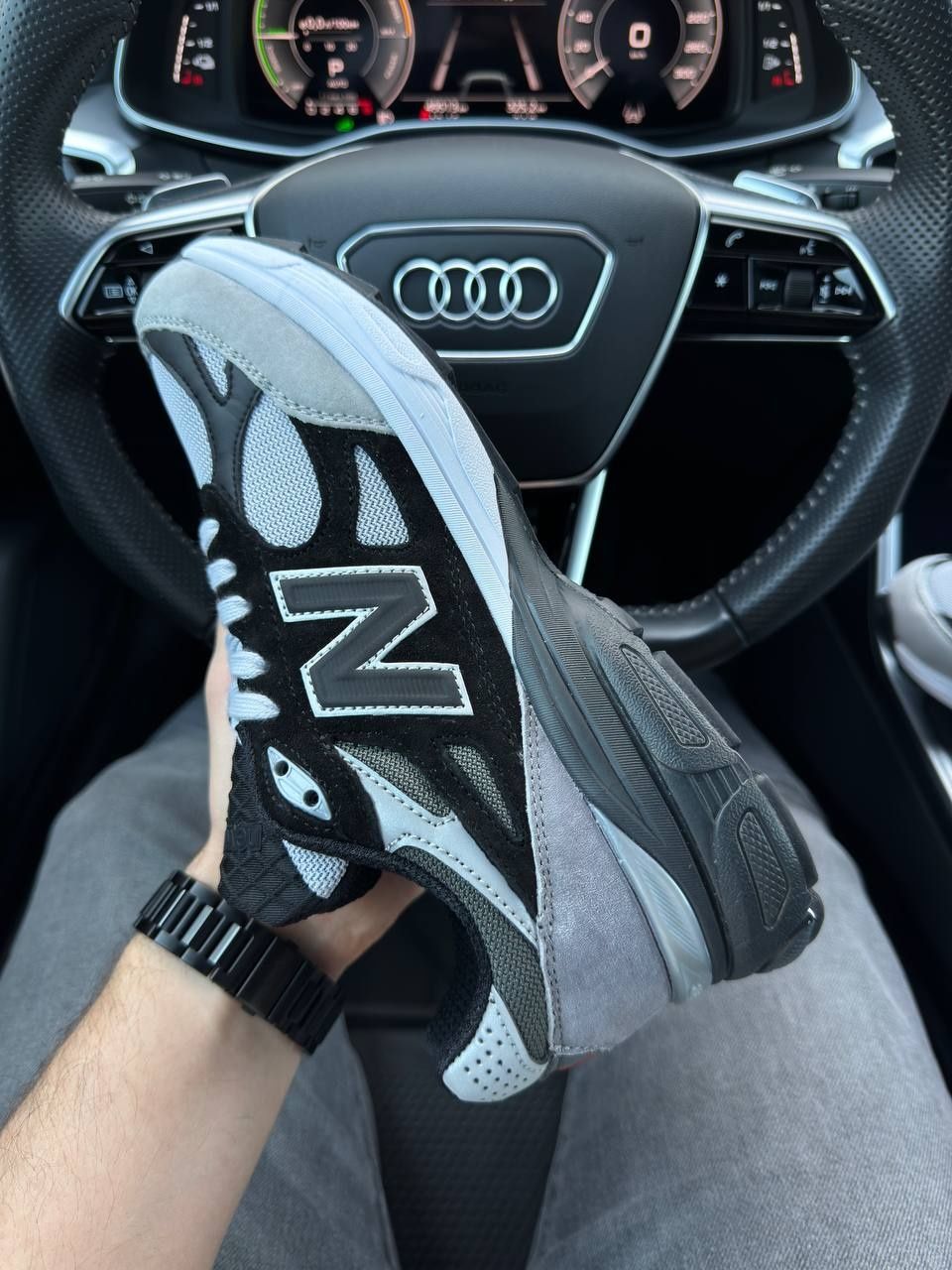 Мужские кроссовки New B*lance 990 v3 Gray Black 41-46 кросівки