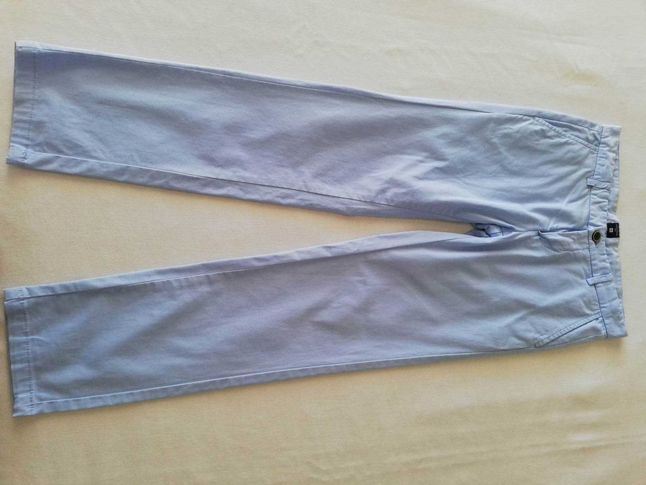 Calça chino azuis clarinhas da marca Sacoor