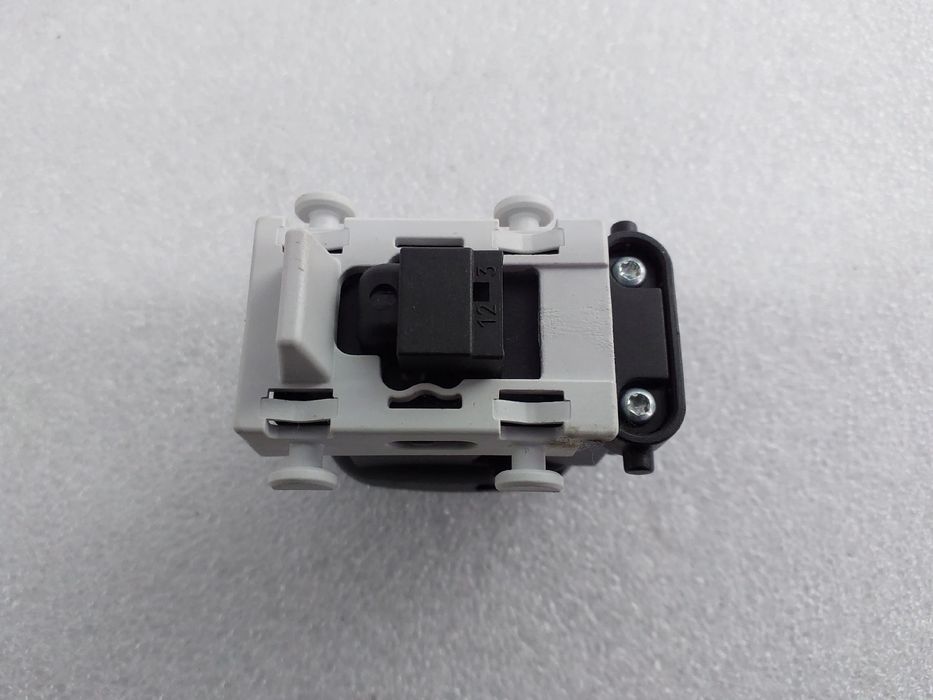 Comando / botão / interruptor vidros trás esquerdo MERCEDES-BENZ CLK (