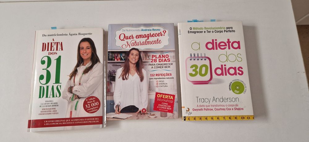 Pack de tres livros como novos