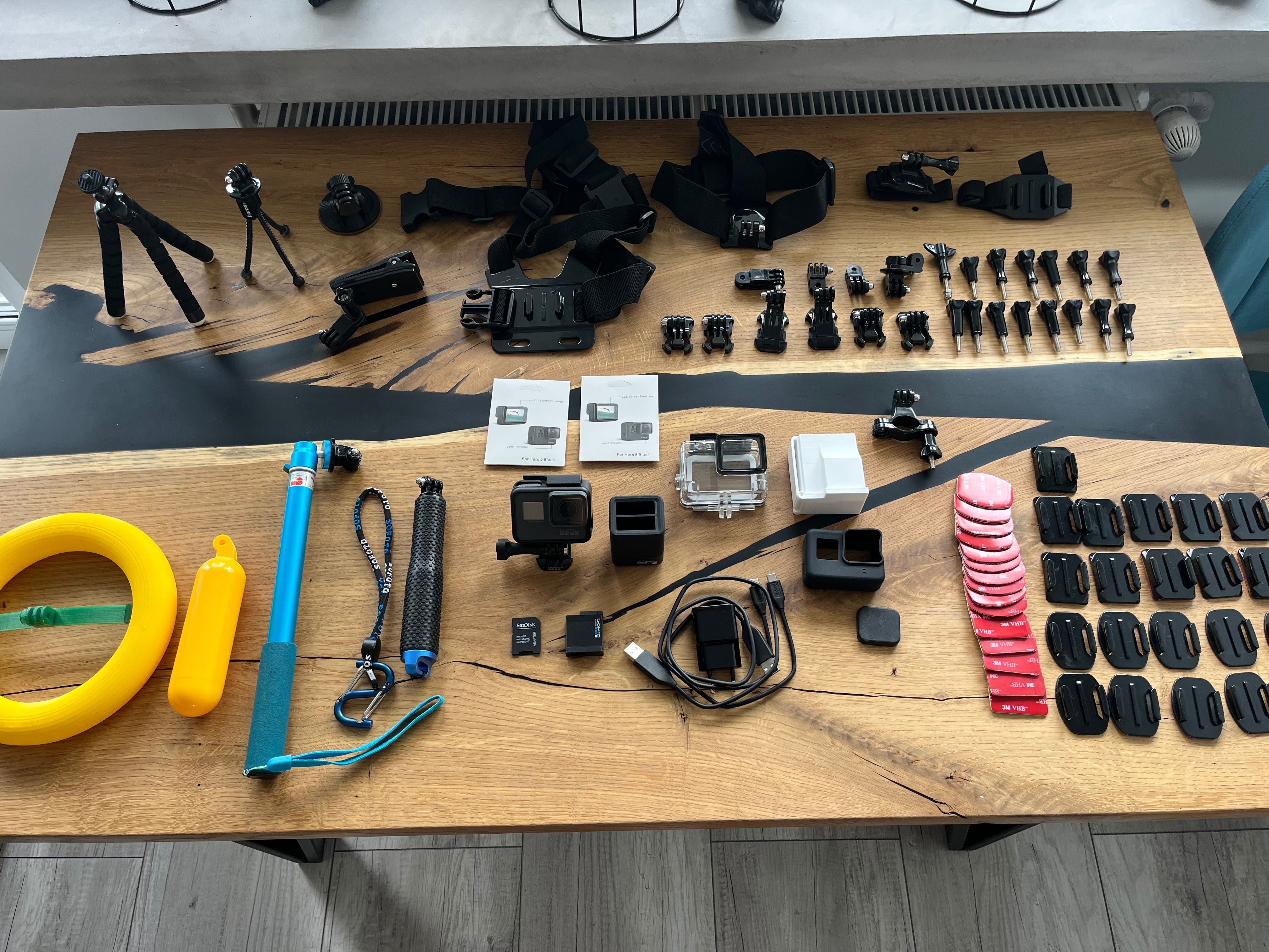 Kamera Sportowa GOPRO HERO 5 + dużo akcesoriów