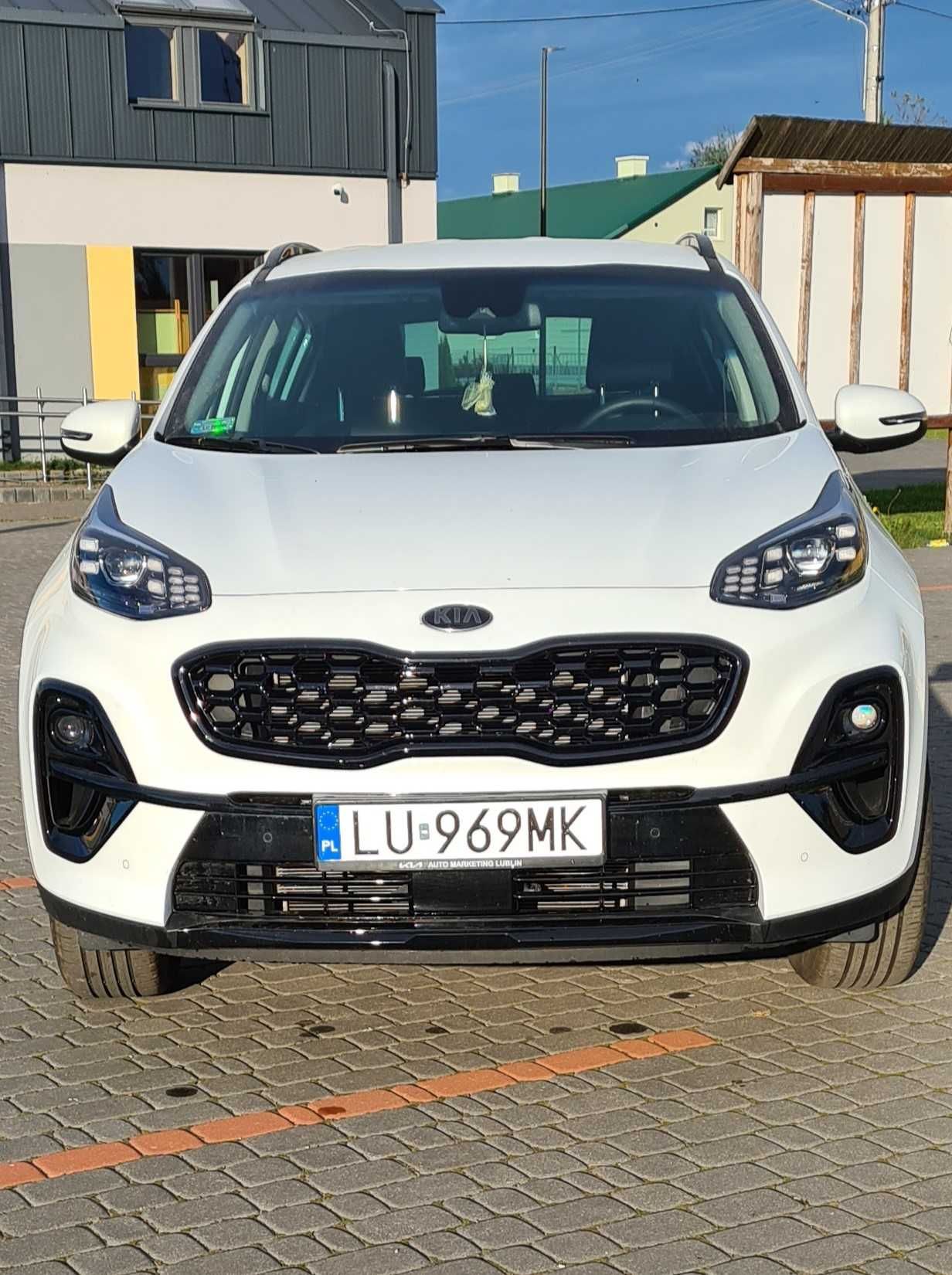 Kia Sportage 1.6 GDI  | Black Edition | Deluxe White | 2WD