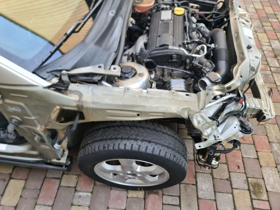 Вектра Ц 2.2 бензин