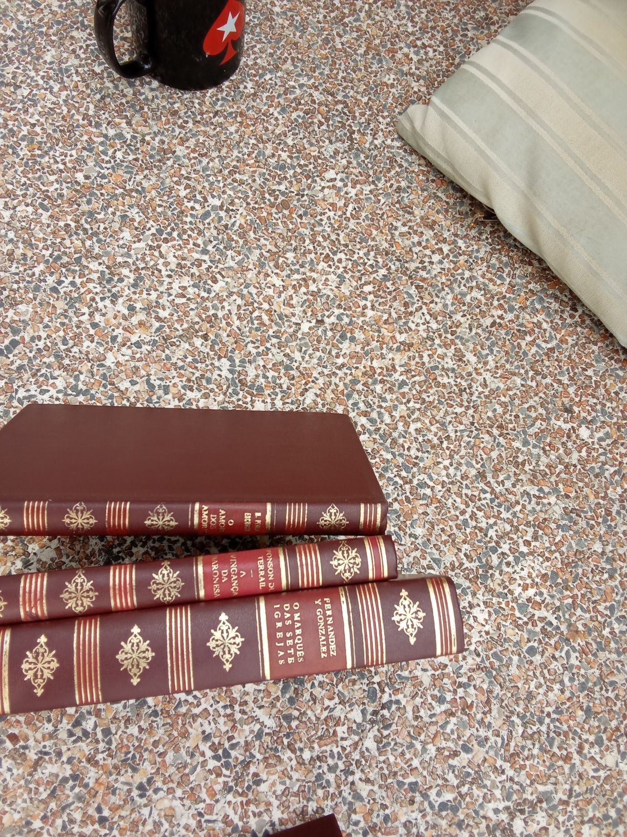 Livros antigos encardenados bolso século/Romano/Guimares outrosDesde2E