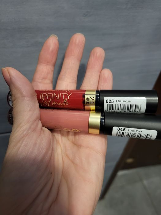 2 matowe pomadka max factor