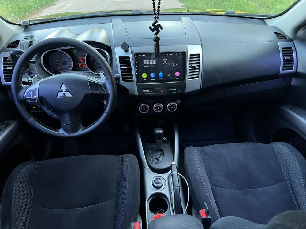 Mitsubishi Outlander XL 3.0 v6
