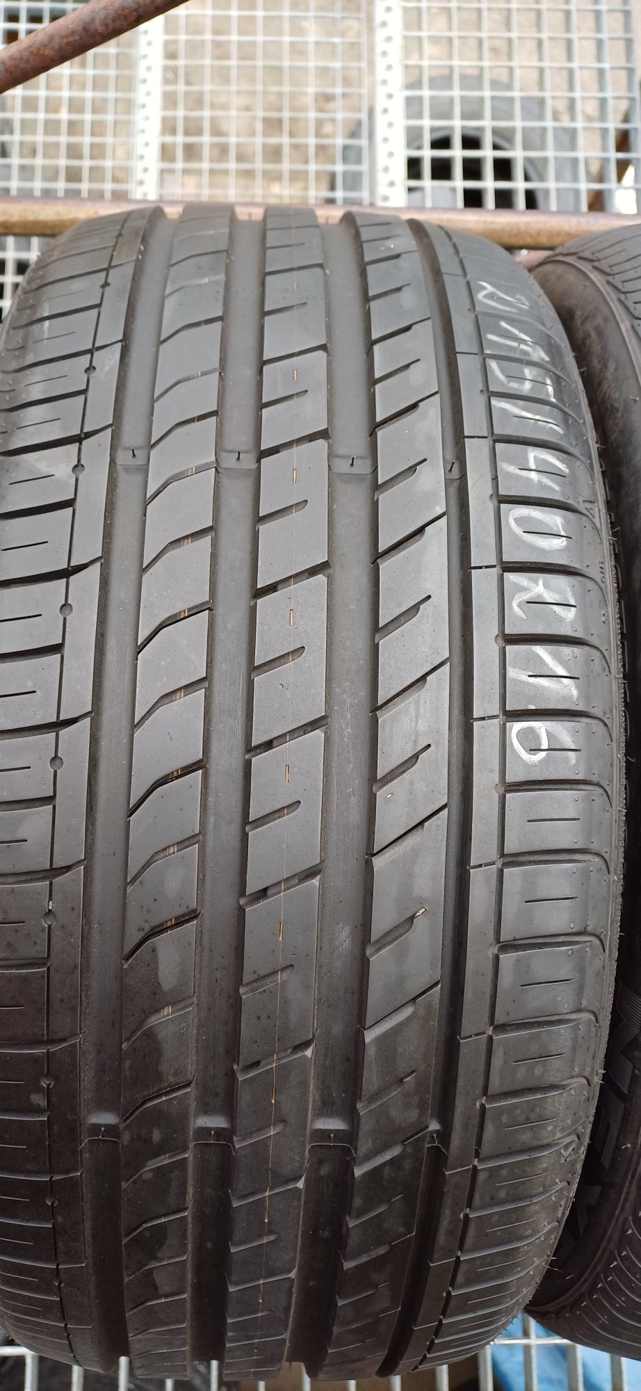 215/40R16 NEXEN , dwie opony letnie.