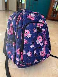 Plecak szkolny w kwiaty