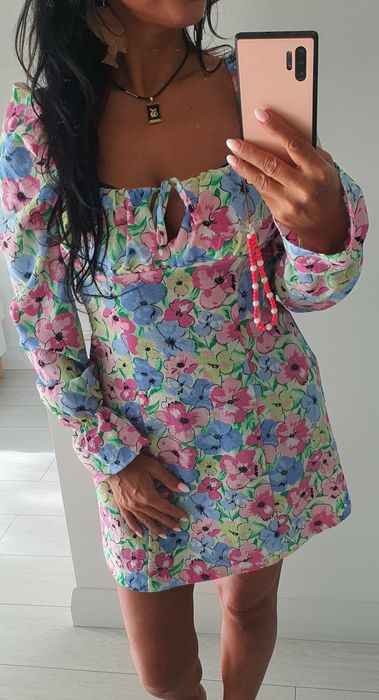 Sukienka kwiaty zamek dekolt taliowana kobieca