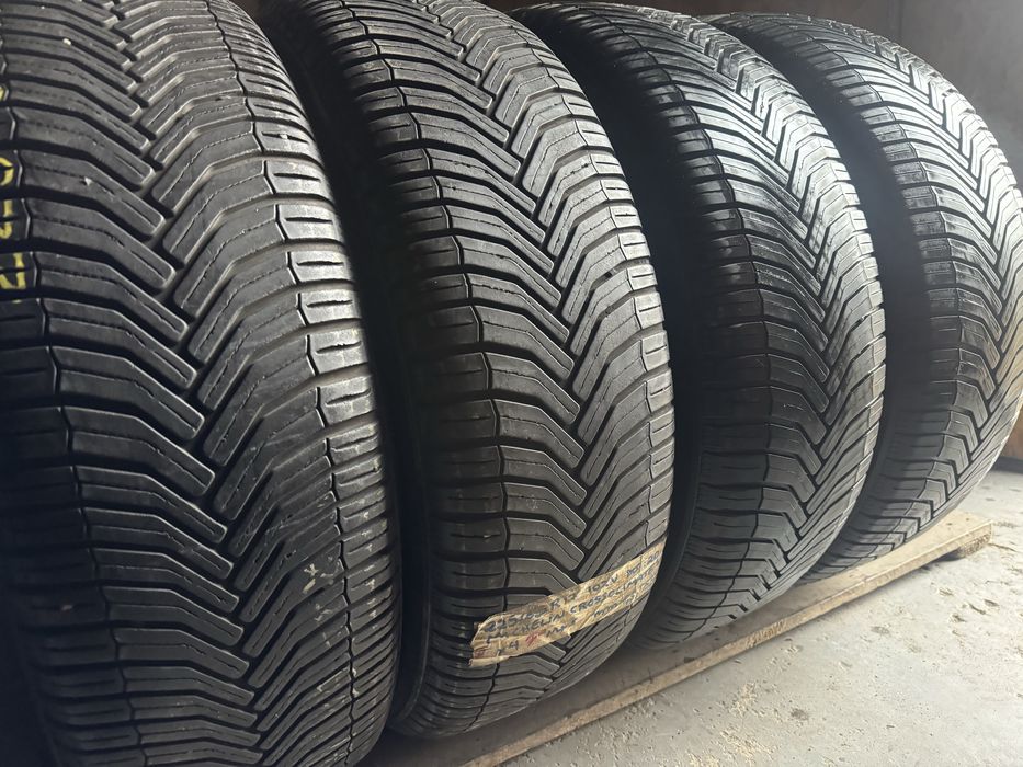 Резина 17 225/65 Michelin CrossClimate SUV шини всесизонні