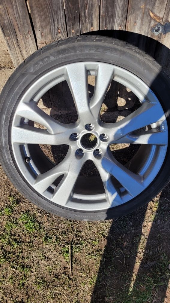 Sprzedam koła infiniti, nissan