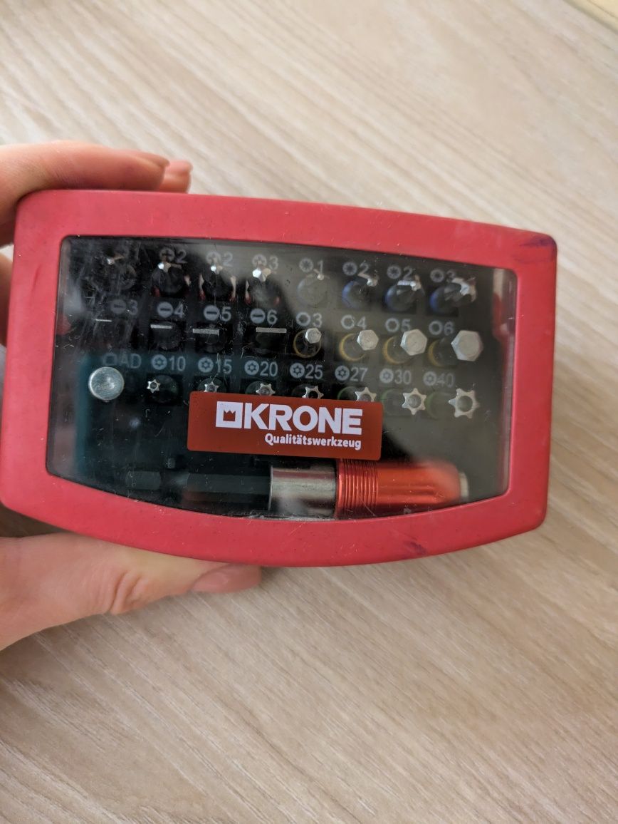 НАБІР БІТ від бренду Krone Bosh Toom Meister 
Ціни 8-12€
Ціни уточнюй