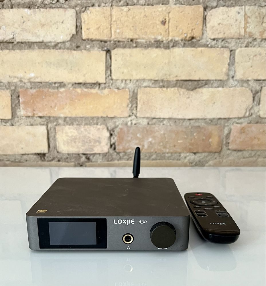 Loxjie A30 wzmacniacz audio z pilotem