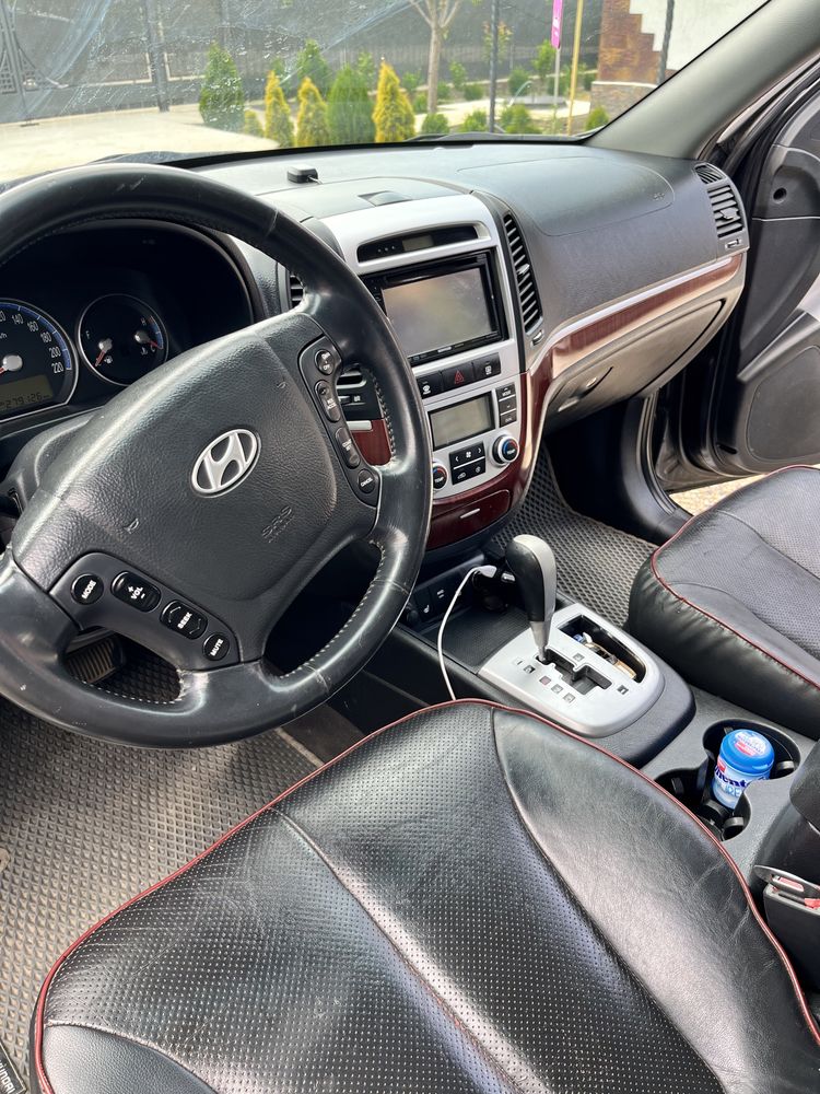 Продам Hyundai santa FE