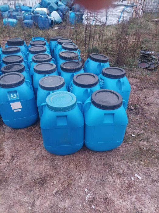 Sprzedam Beczki-plastikowe 60 litrow po art.spozywczych - 50zl