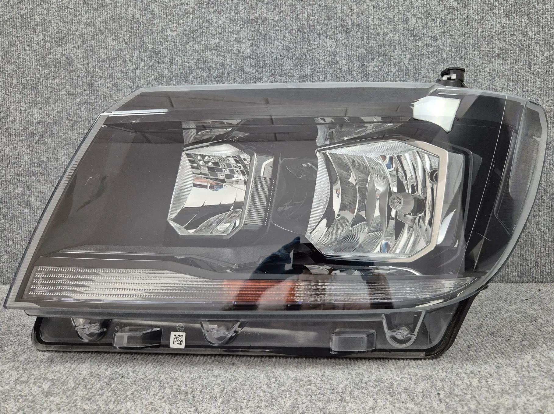 REFLEKTOR LAMPA PRZEDNIA LEWA - VW CRAFTER II 7C1 ZWYKŁA H7 16-
