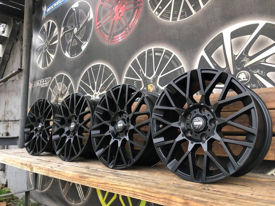 777 R16 5/114,3 диски MOMO в отличном состоянии