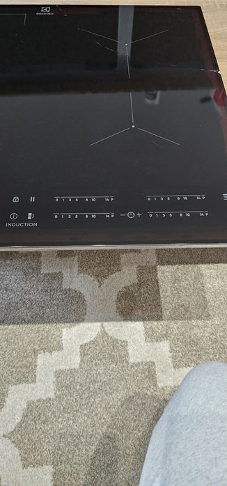 Electrolux Plyta indukcyjna USZKODZONA !