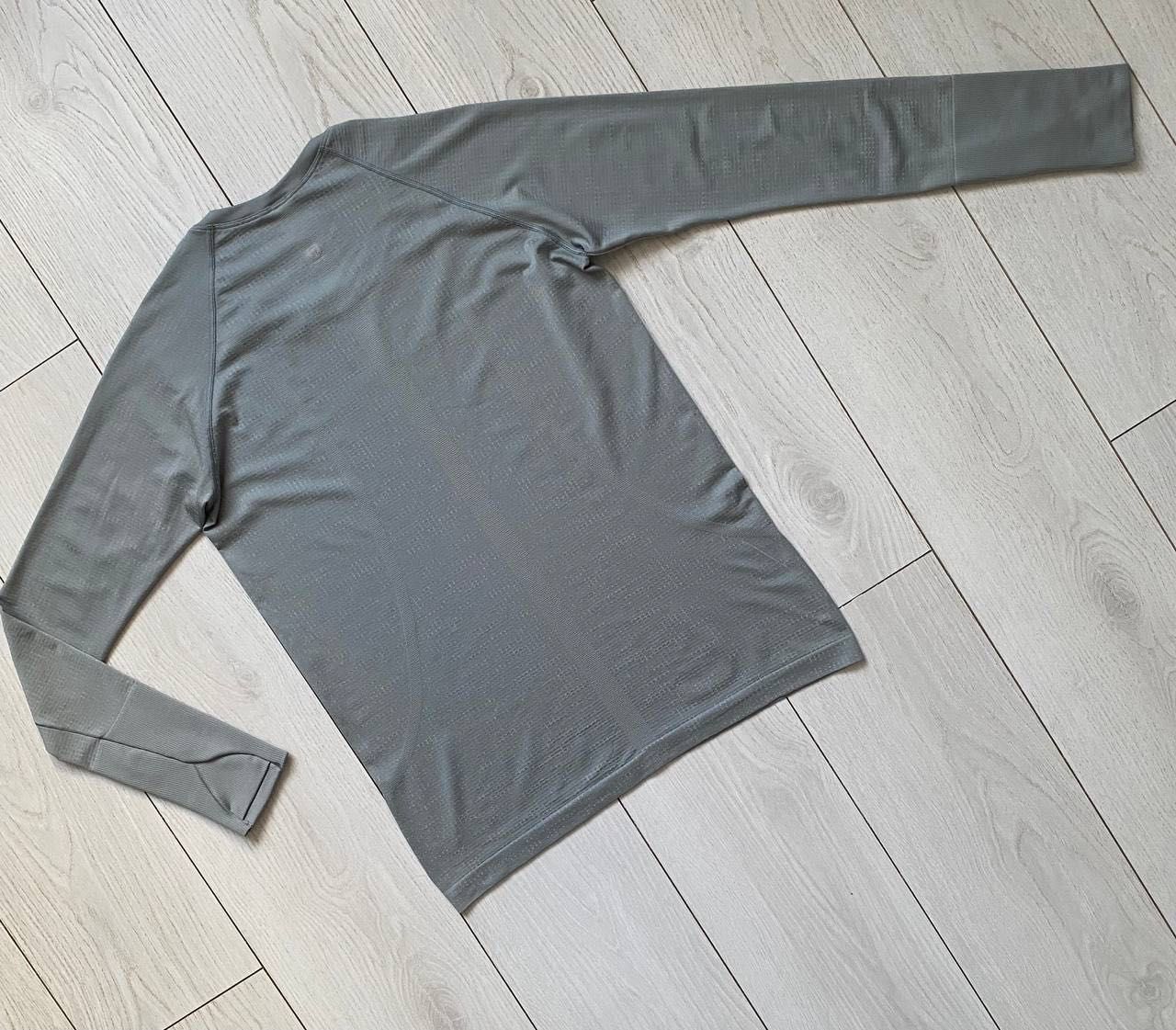 жін термо кофта lululemon
р M/L