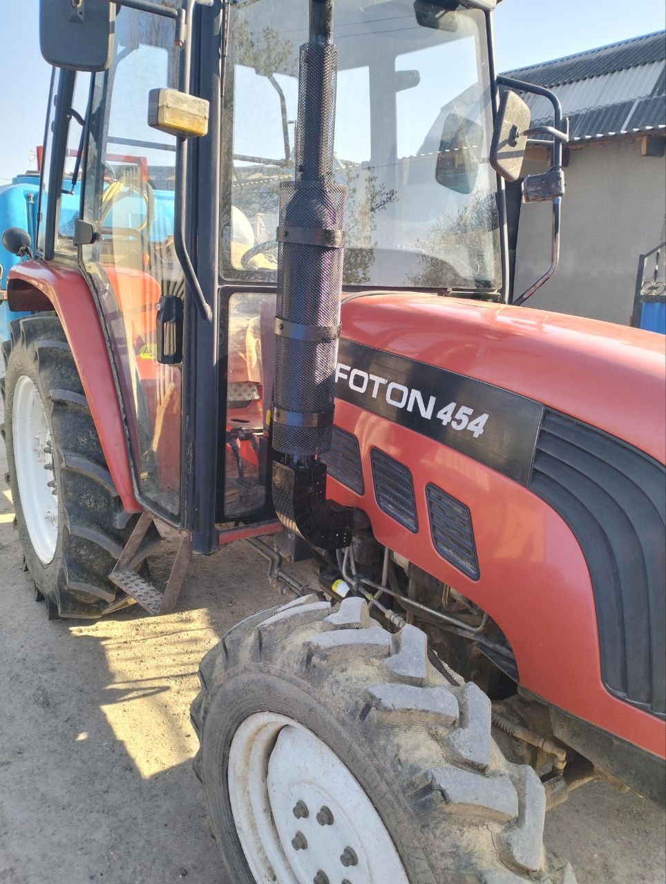 Продам трактор Foton 454