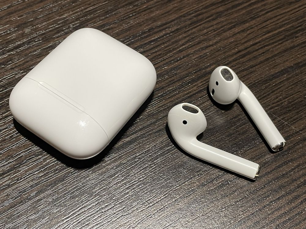 Продам Airpods 2 Apple