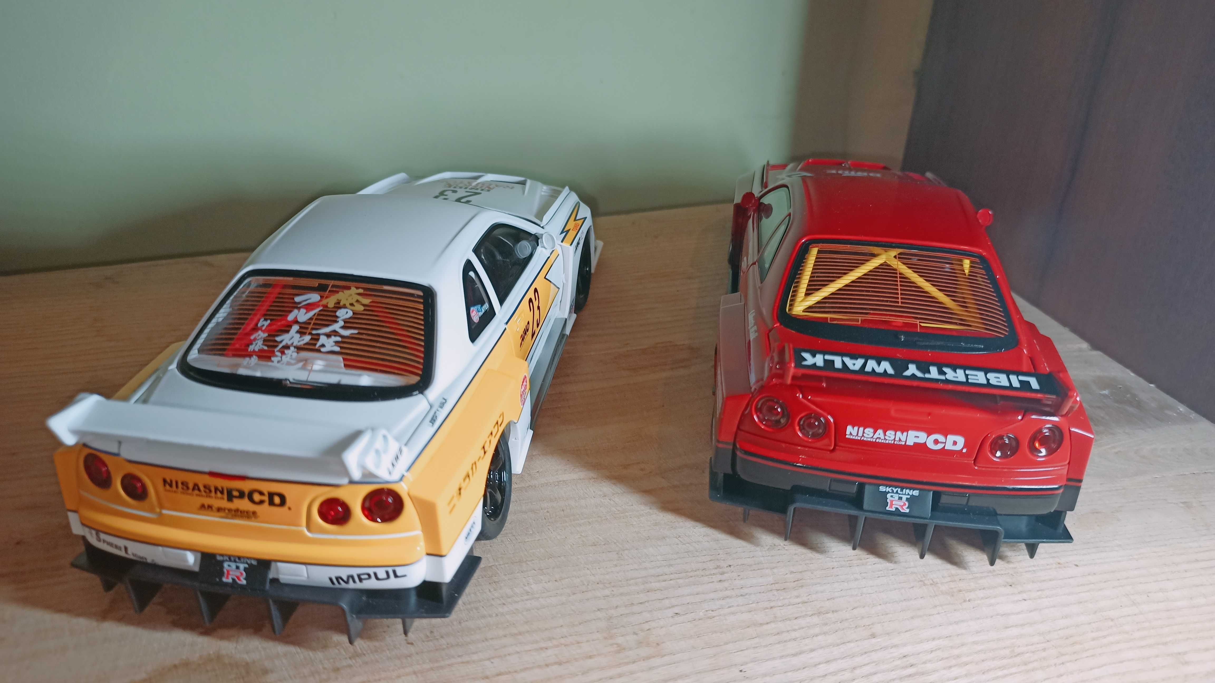 Nissan Skyline GT-R R34 Модель 1:24 розмір як у Jada