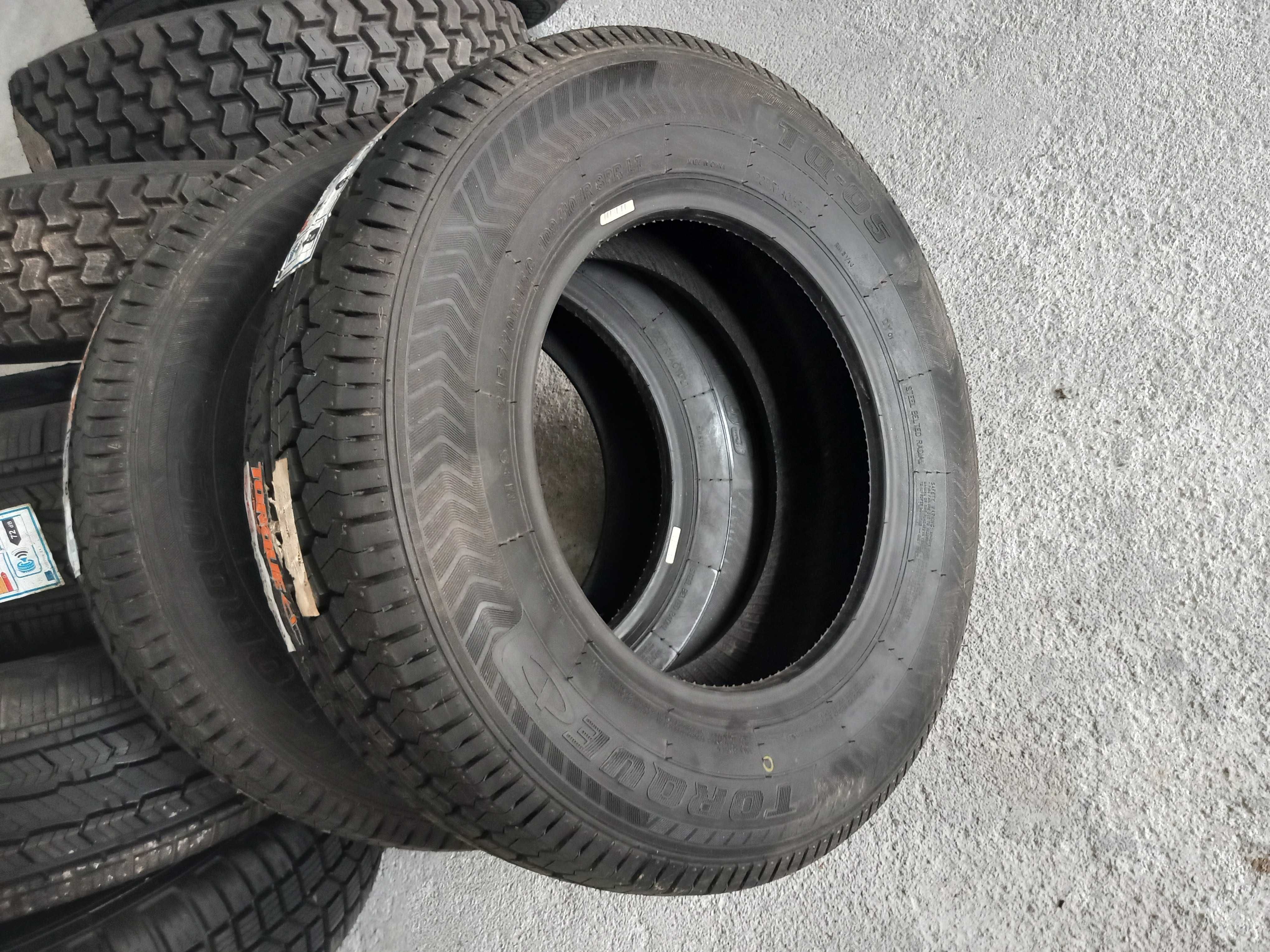 2 Pneus Novos 215/70R15C Torque