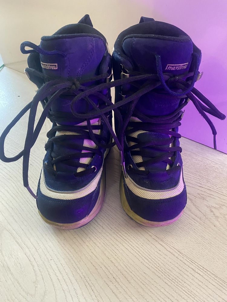 Buty snowboardowe dzieciece roz.35 Maxdrive
