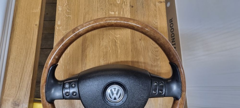 Kierownica drewniana golf V passat b6 multifunkcja