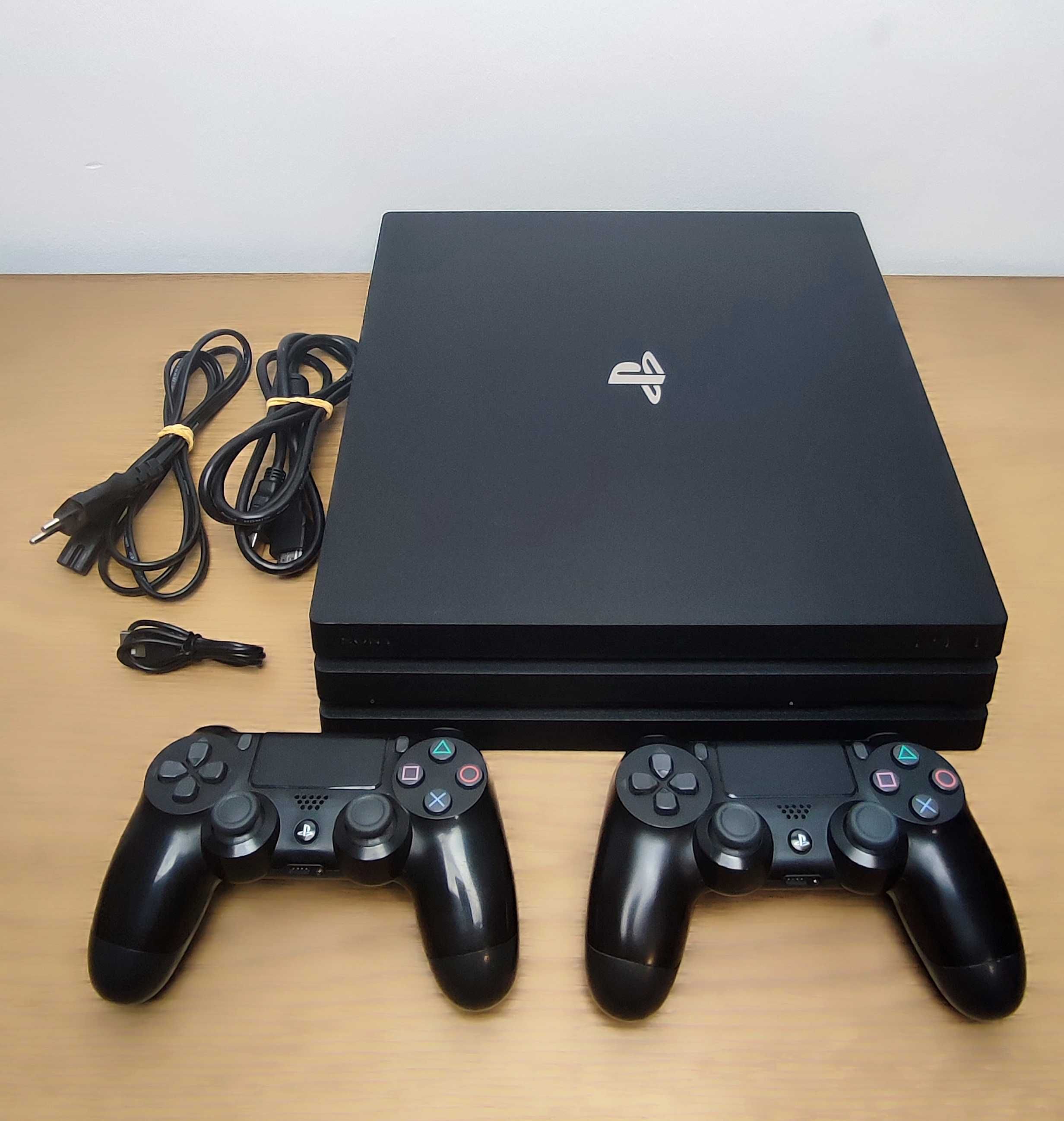 Konsola Playstation 4 PRO 1TB Pad GWARANCJA PS4
