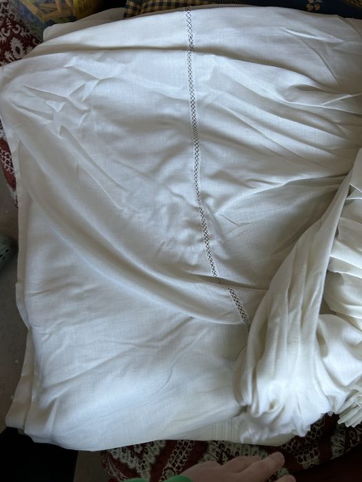 Cortina branca como nova