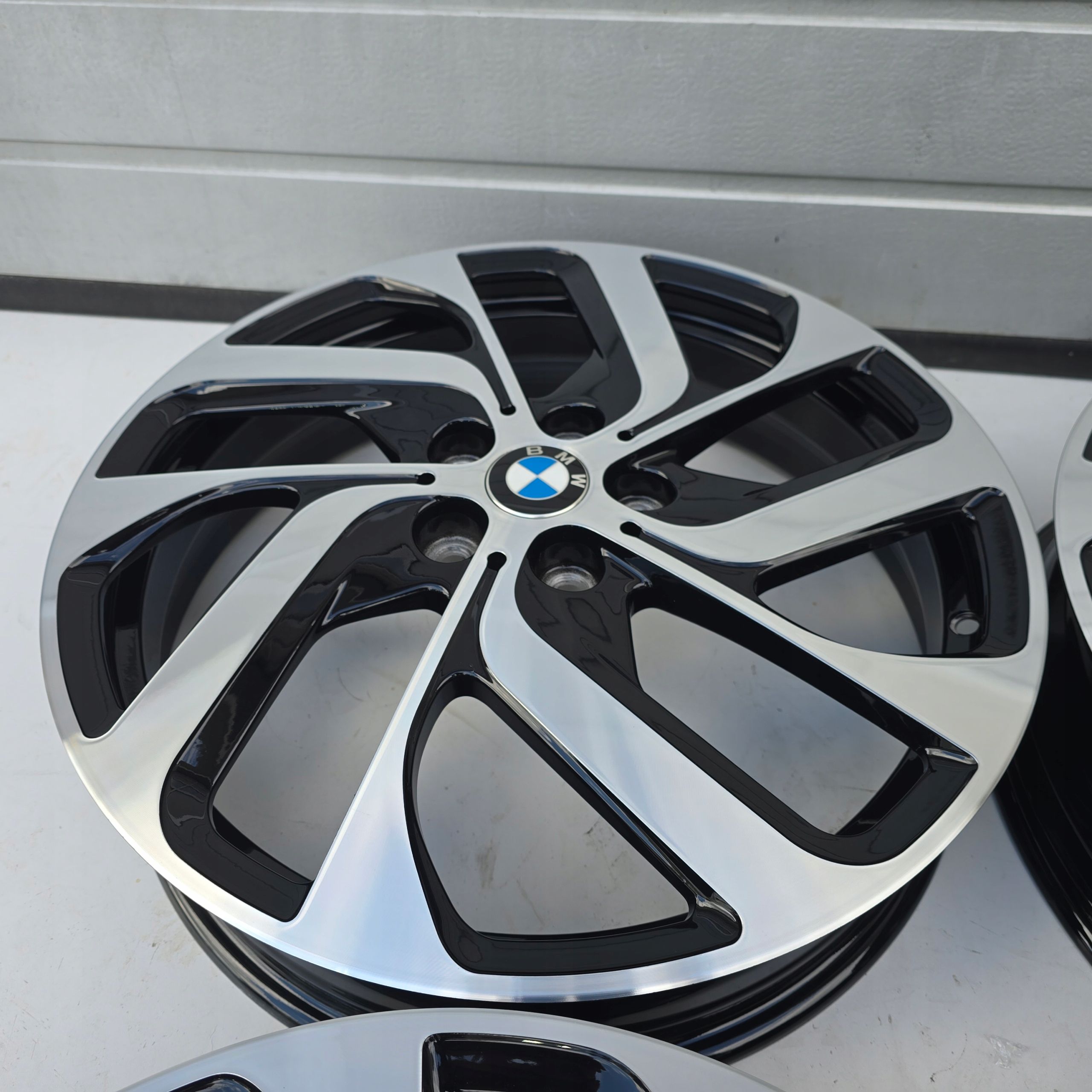 BMW I3 5x19 ET43 5X112 19'' 4X