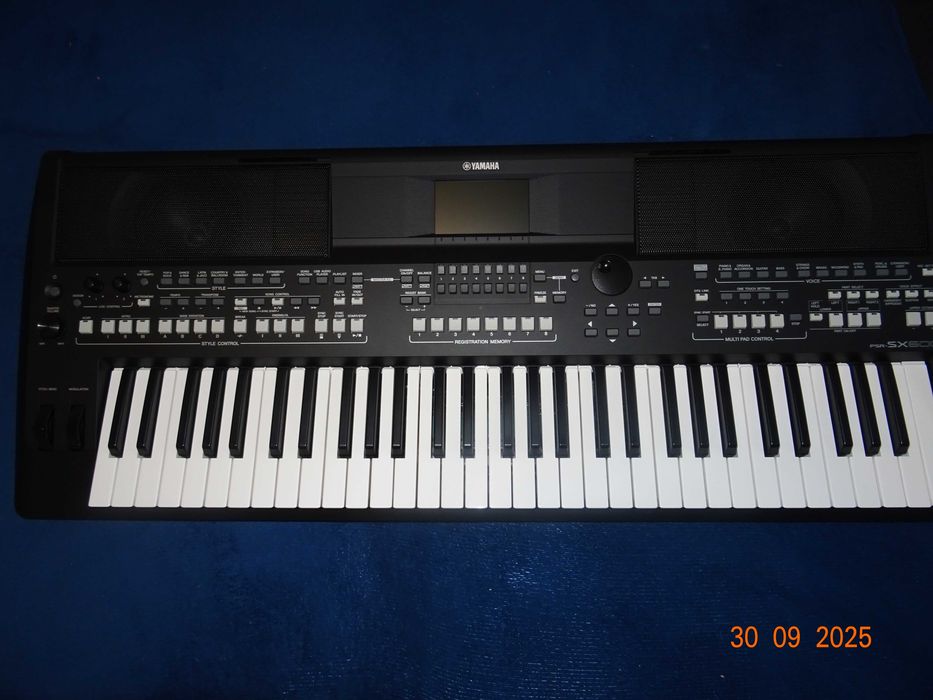 Keyboard Yamaha psr sx 600 niska cena