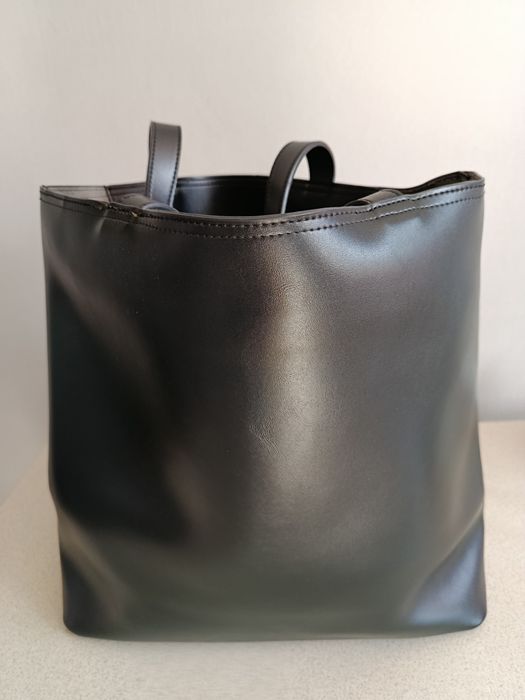 Продам женскую сумку