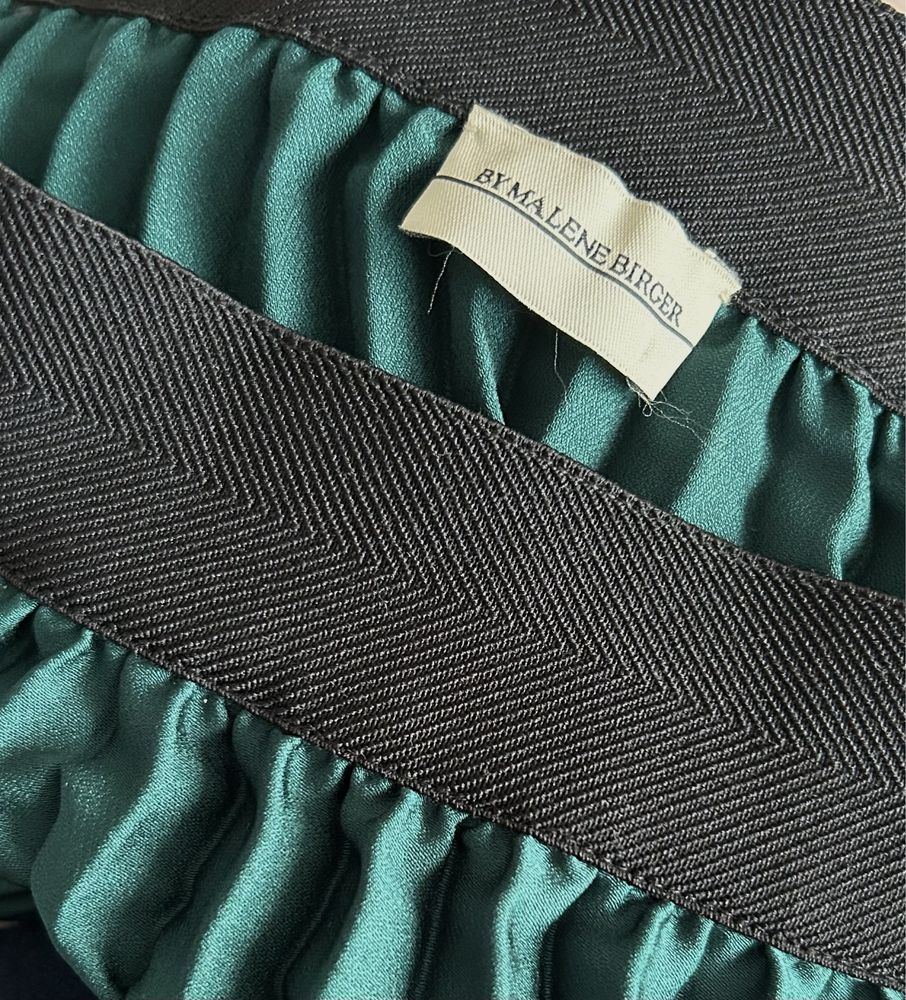 Elegancka plisowana spodnica By Malene Birger