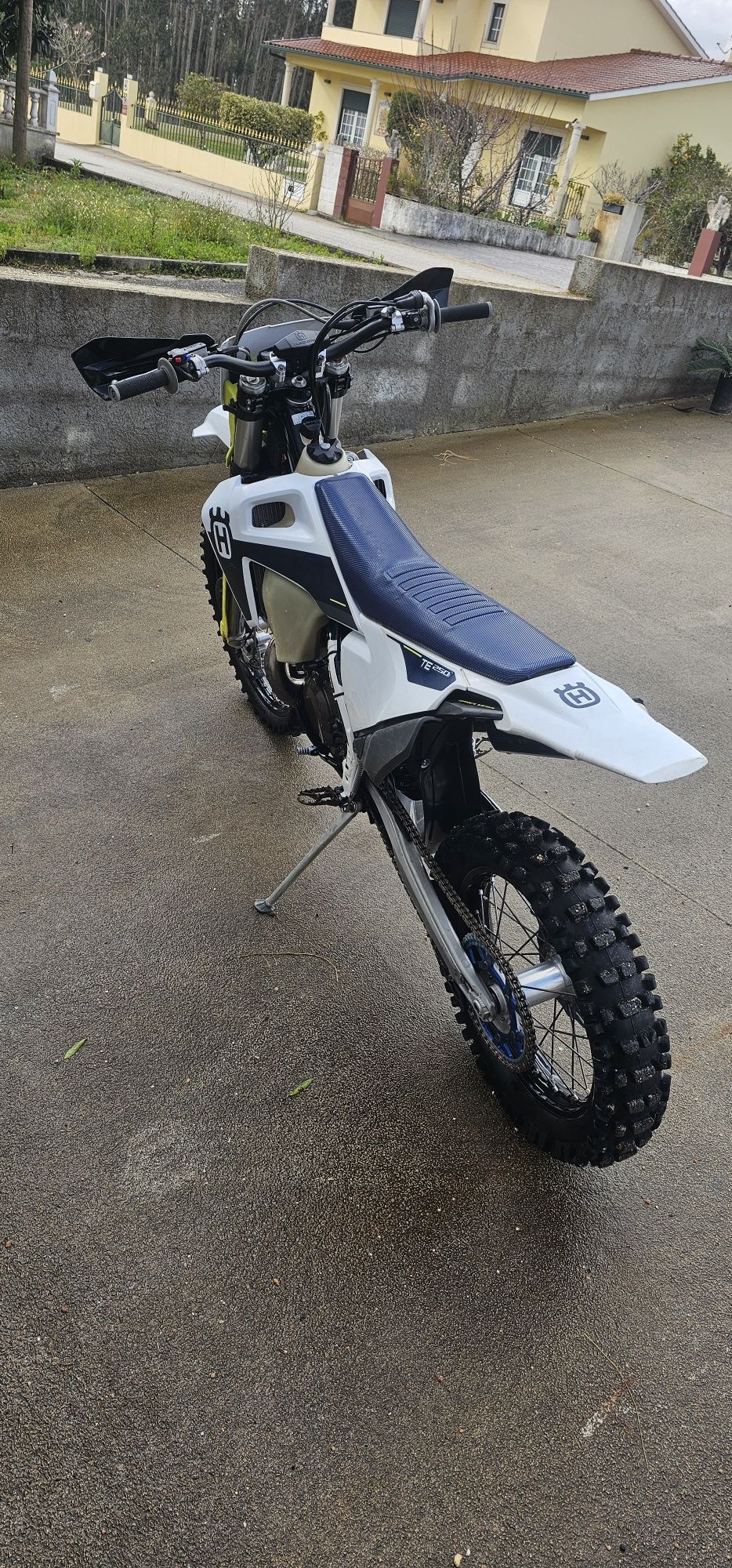 Husqvarna 250 tpi