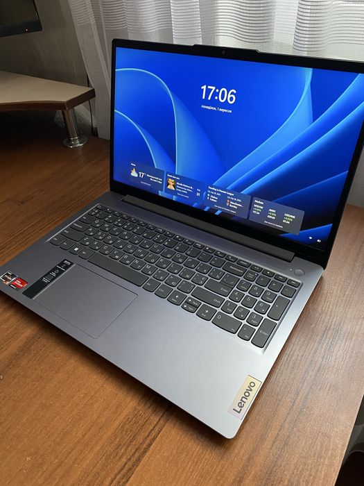 Lenovo IdeaPad Slim 3