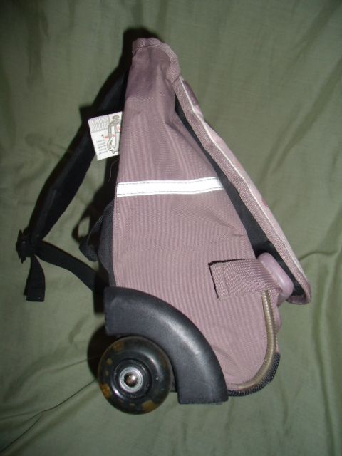 Портфель ранец рюкзак, на колёсах, выдвижная ручка. 38 Х 33 см.