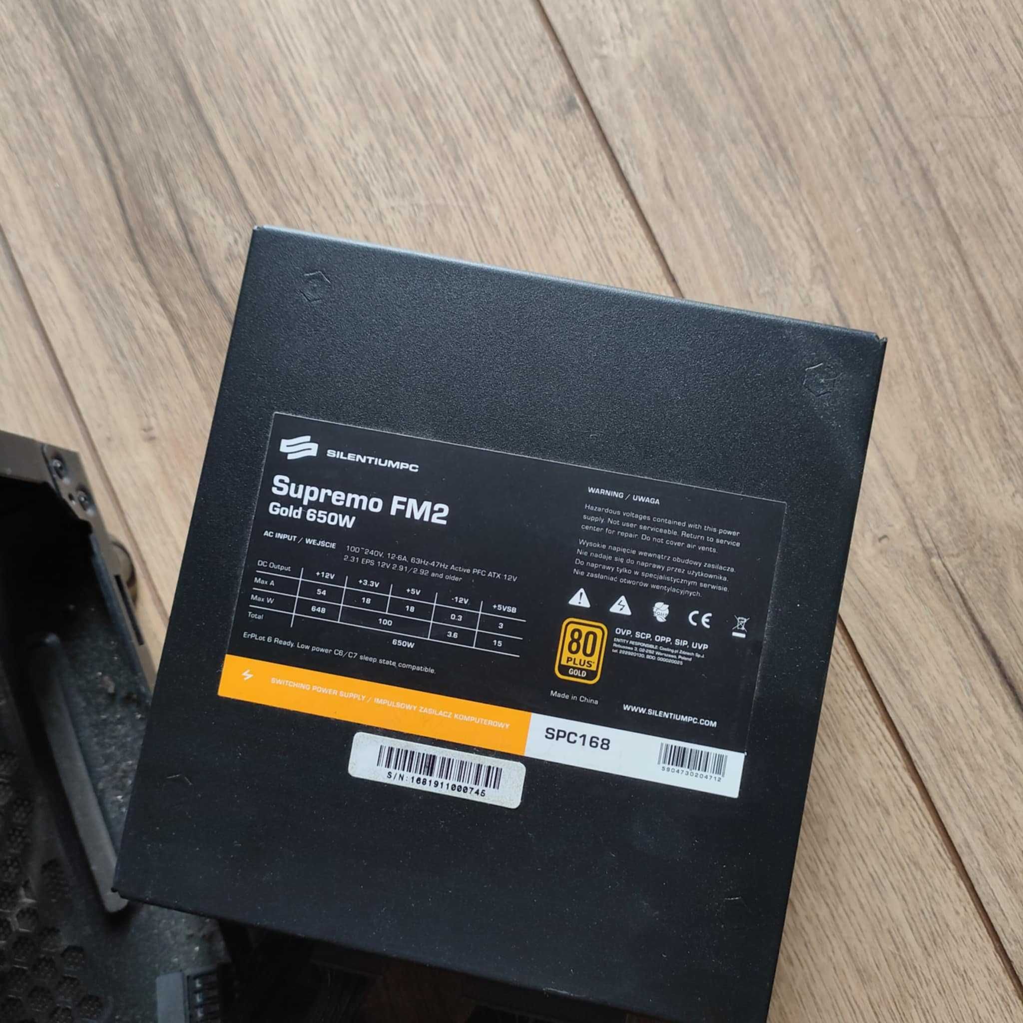 Obudowa Signum SG1X TG RGB + Zasilacz Supremo FM2 Gold 650W  komplet
