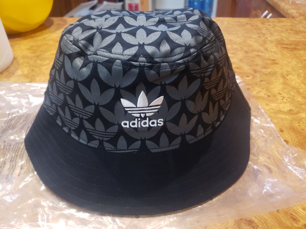 Adidas Originals панама