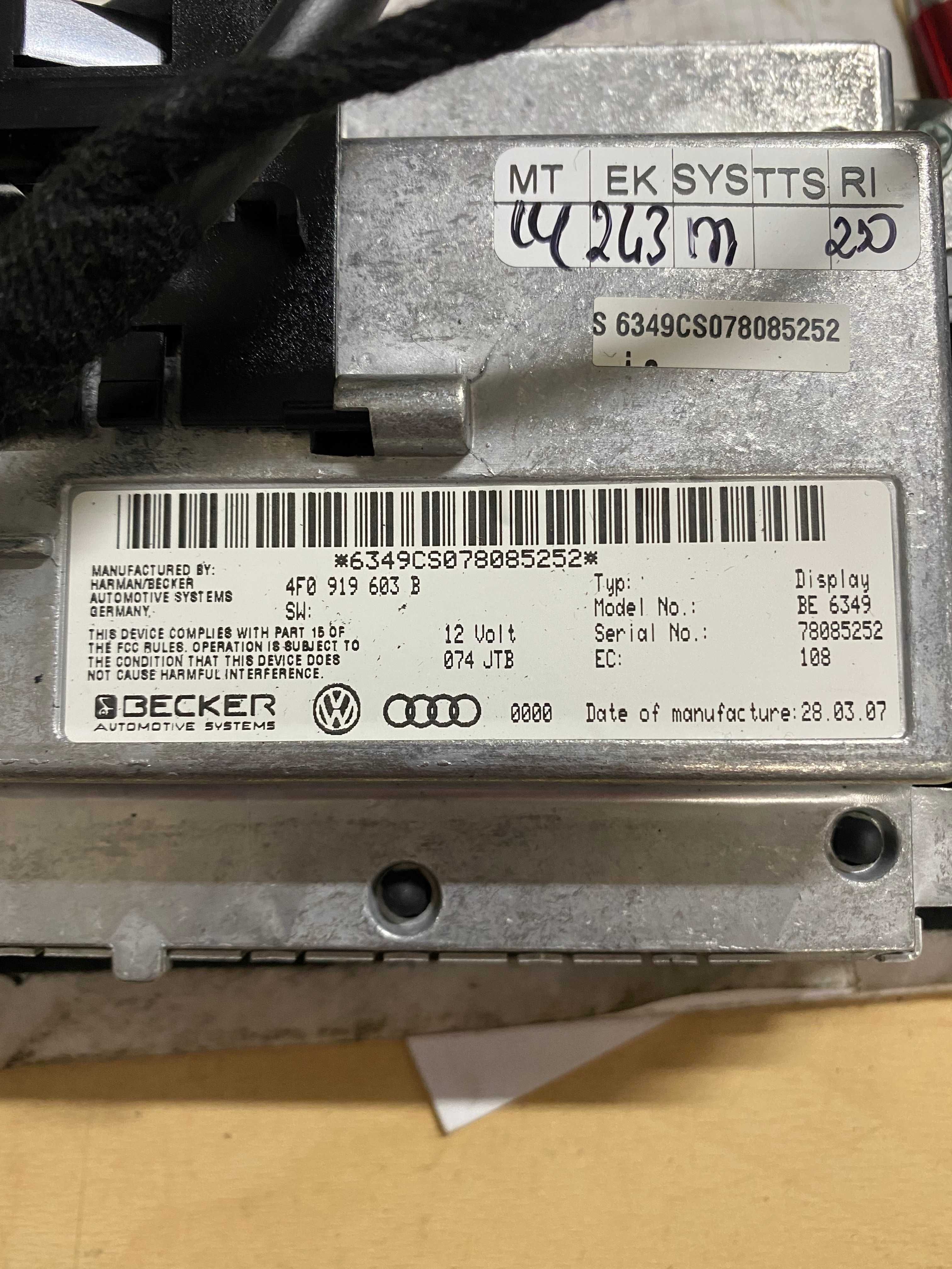 Licznik Audi Q7 3,0 TDI BUG numery w opisie