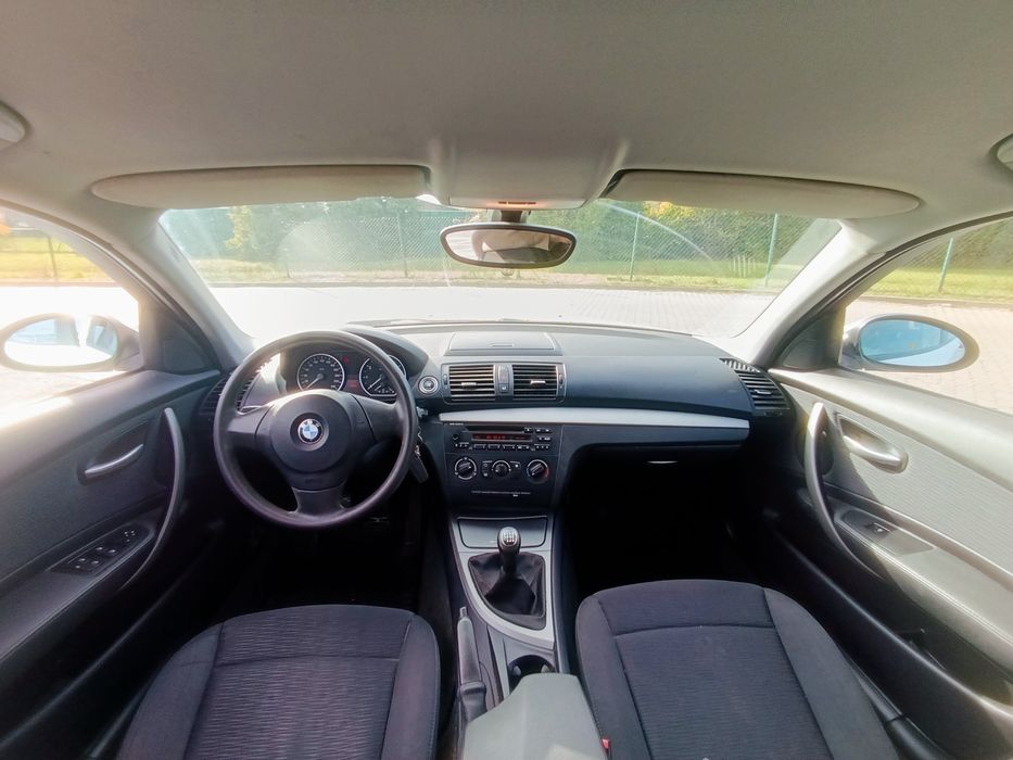 BMW 118i 1.6B // 2010 // E87 // Klima // 5-drzwi Zamiana //

Samochód